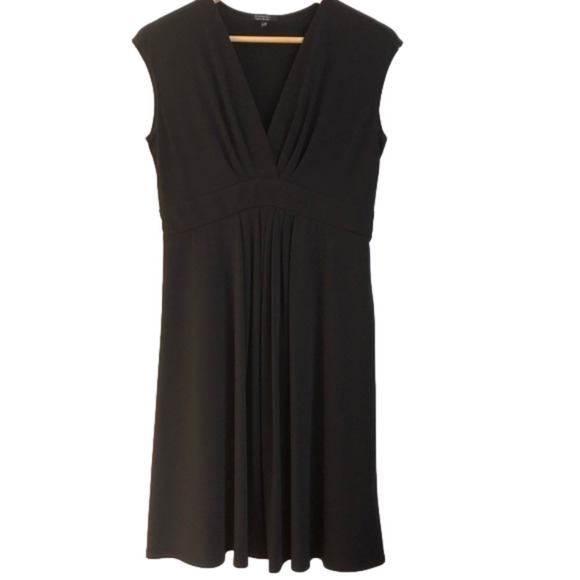 Vintage Little Black Dress. le petite robe noire Retro cocktail pleated Medium - Picture 7 of 7